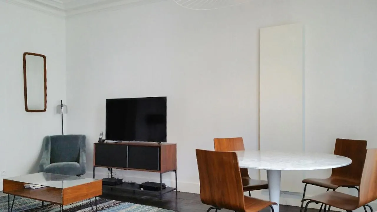 202095 - Charming For 6 People In The Heart Of * Paris